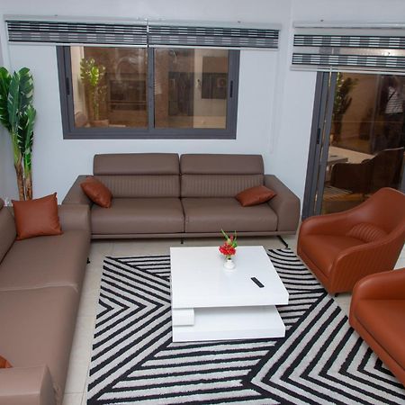 Residence Teranga Immo Luxe Residence Ndoumbe Sylla ดาการ์ ภายนอก รูปภาพ