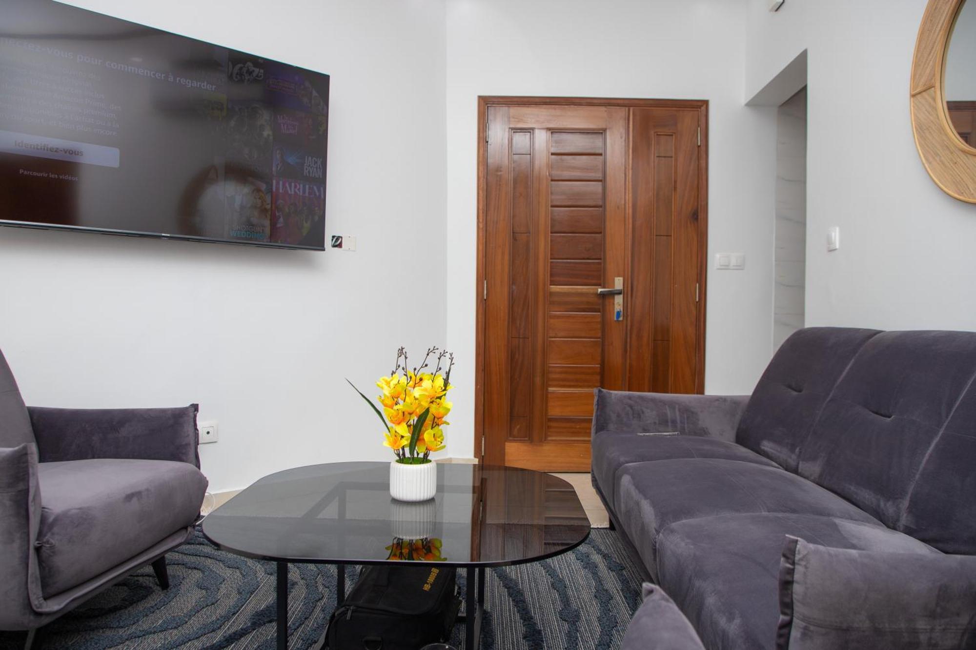Residence Teranga Immo Luxe Residence Ndoumbe Sylla ดาการ์ ภายนอก รูปภาพ
