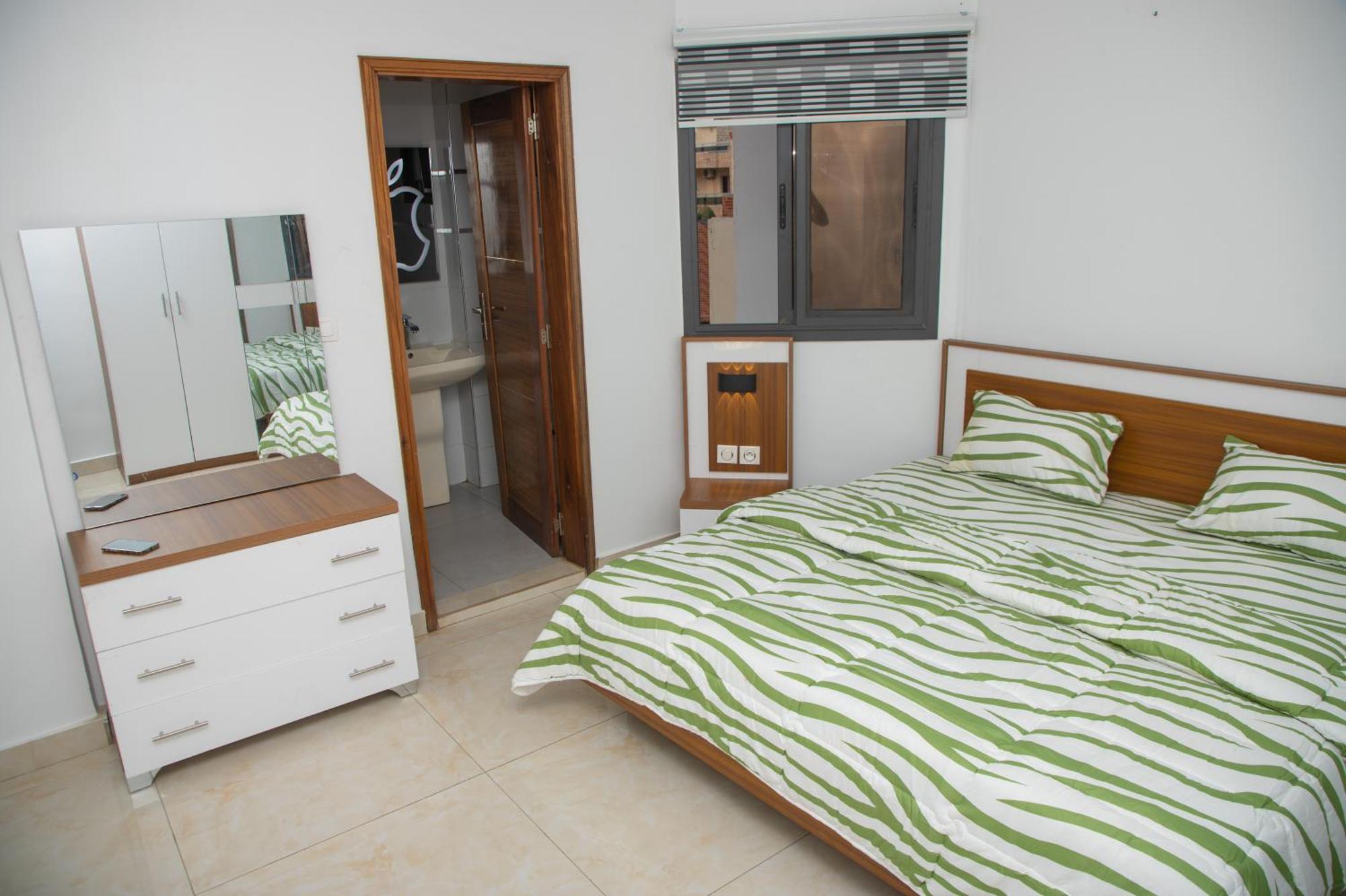 Residence Teranga Immo Luxe Residence Ndoumbe Sylla ดาการ์ ภายนอก รูปภาพ