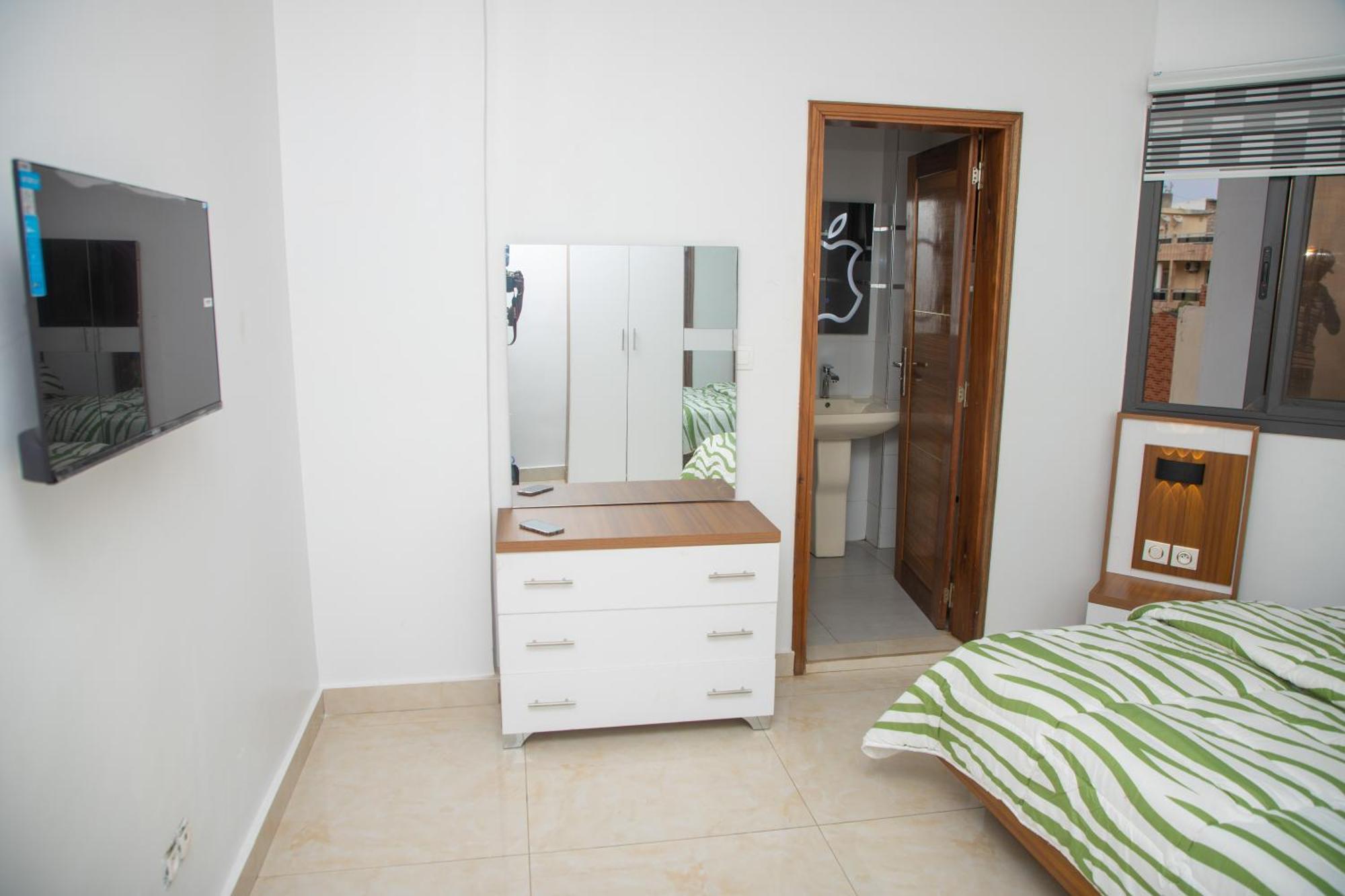 Residence Teranga Immo Luxe Residence Ndoumbe Sylla ดาการ์ ภายนอก รูปภาพ