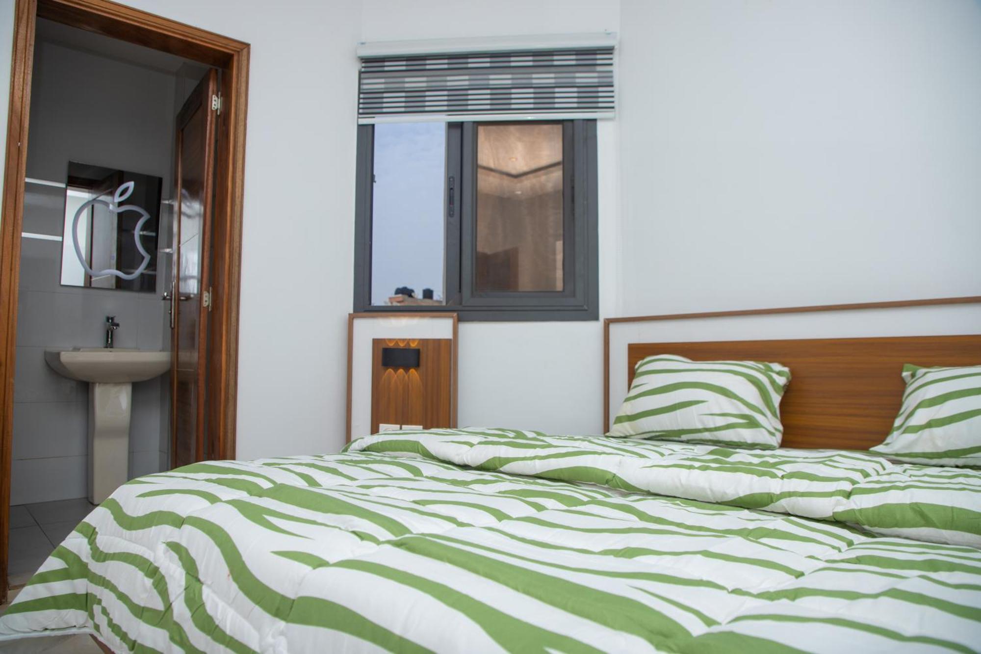 Residence Teranga Immo Luxe Residence Ndoumbe Sylla ดาการ์ ภายนอก รูปภาพ