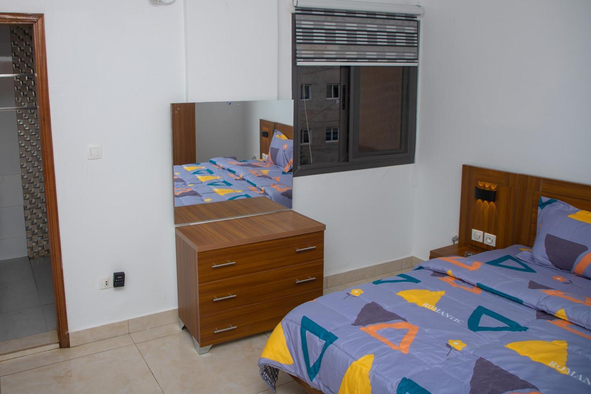 Residence Teranga Immo Luxe Residence Ndoumbe Sylla ดาการ์ ภายนอก รูปภาพ