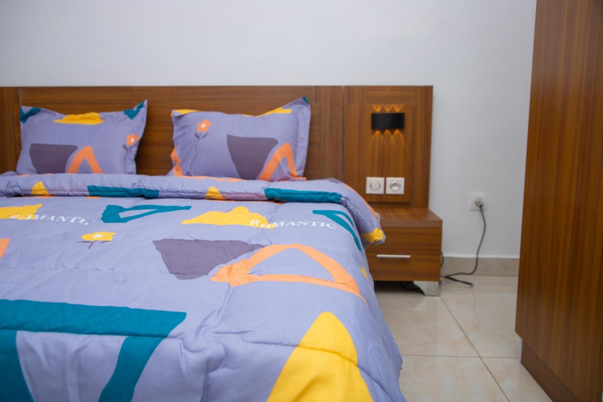 Residence Teranga Immo Luxe Residence Ndoumbe Sylla ดาการ์ ภายนอก รูปภาพ